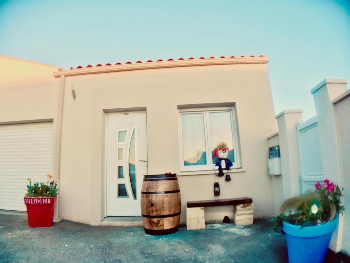 "Le Pirate Beneze"Gite Insolite,Situation Ideale,Accueil Attentionne Trizay Exterior foto